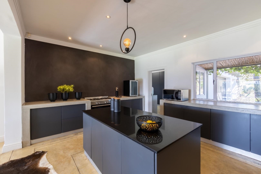 8 Bedroom Property for Sale in Airport Western Cape